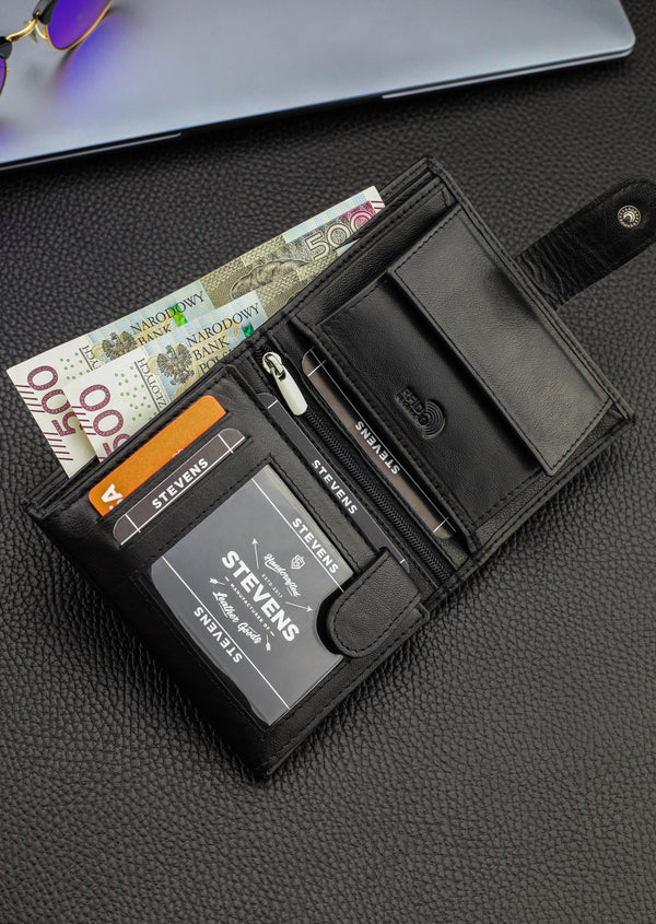 Dāvanu komplekts vīriešiem – STEVENS ādas maks ar RFID aizsardzību, izdzīvošanas karte un dāvanu maisiņš 326A