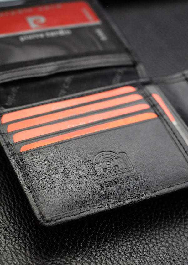 Dāvanu komplekts vīriešiem: Pierre Cardin RFID ādas maks un Stevens josta A6088206 