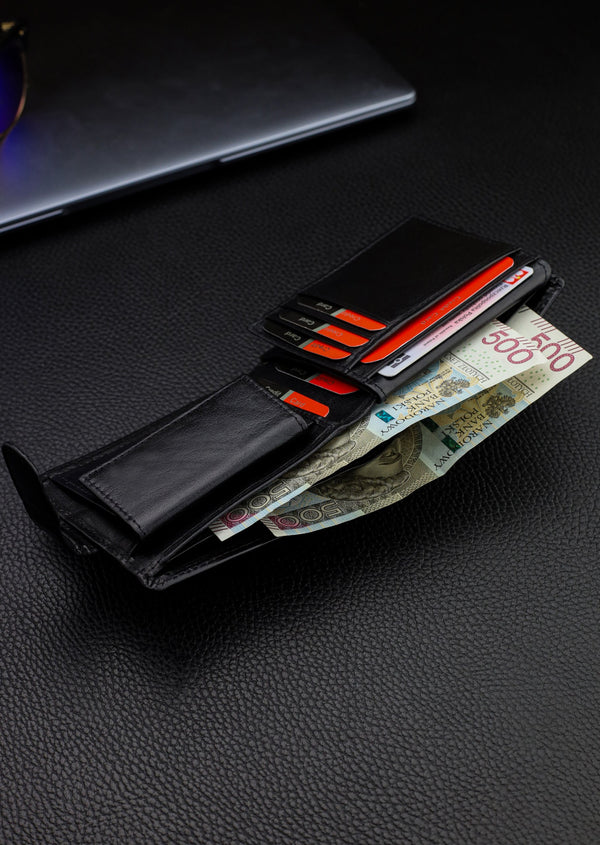 Dāvanu komplekts vīriešiem: Pierre Cardin maks un Stevens josta A5288 