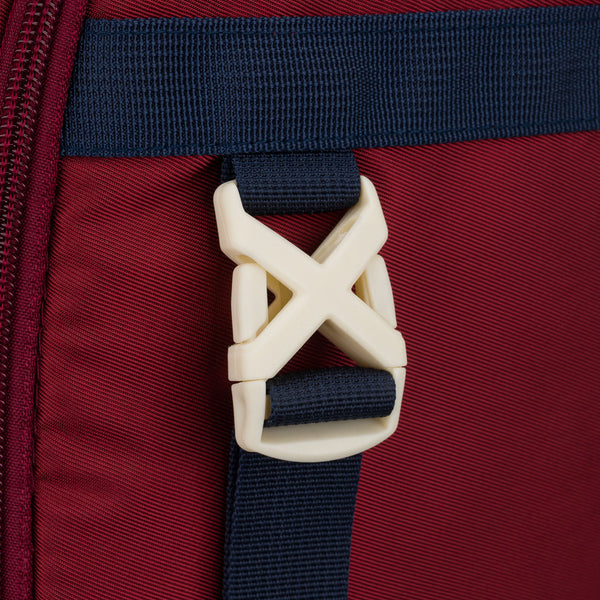 Vidēja izmēra mugursoma unisex Peterson, bordo krāsā