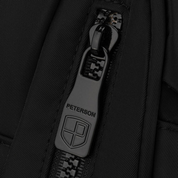 Sieviešu mugursoma Peterson, melna B33