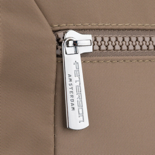 Maza sieviešu rokassoma Peterson, tumši bēša B456