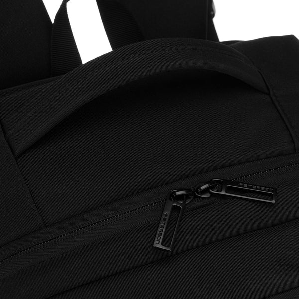 Vidēja izmēra unisex mugursoma Peterson, melna N516