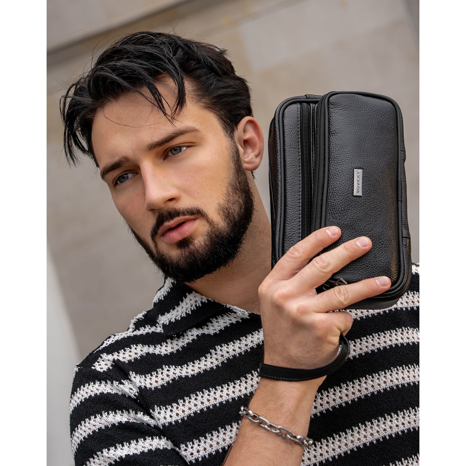 Vīriešu soma Rovicky, melna R243