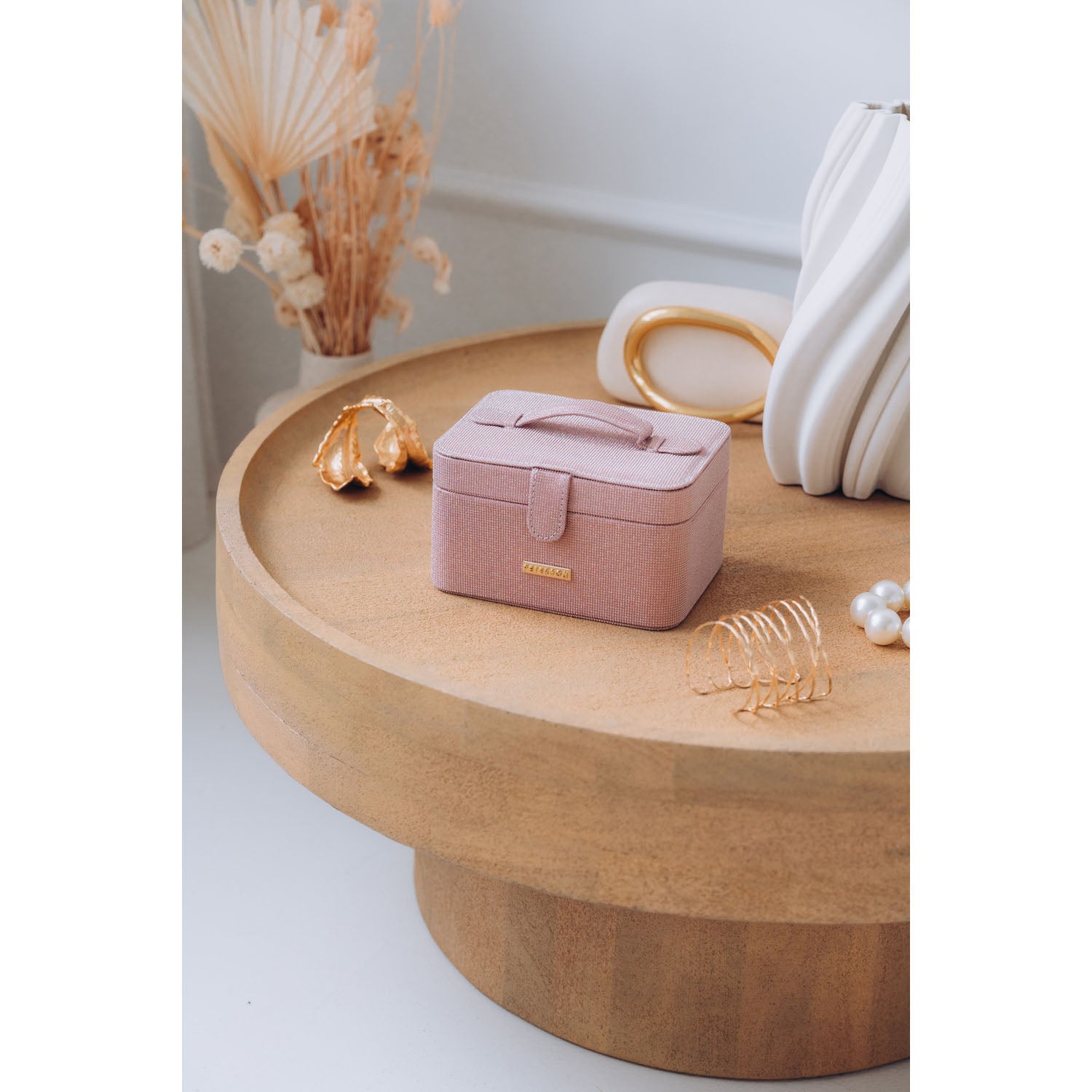 Rotaslietu kastīte sievietēm Peterson, rozā krāsā.