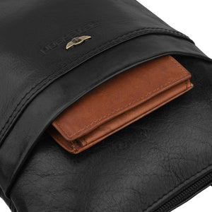 Vyriška juoda odinė rankinė su raktine Peterson K82