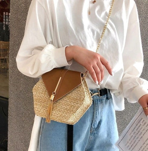 Sieviešu rokassoma F51 brūna R274