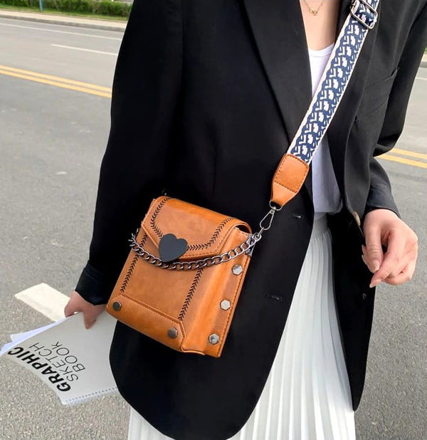 Sieviešu rokassoma N40 R243