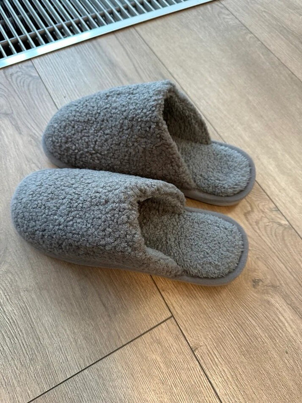 Vīriešu čības, pelēkas