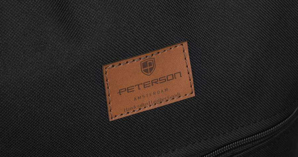 Ietilpīga ceļojumu mugursoma Peterson P1, melna